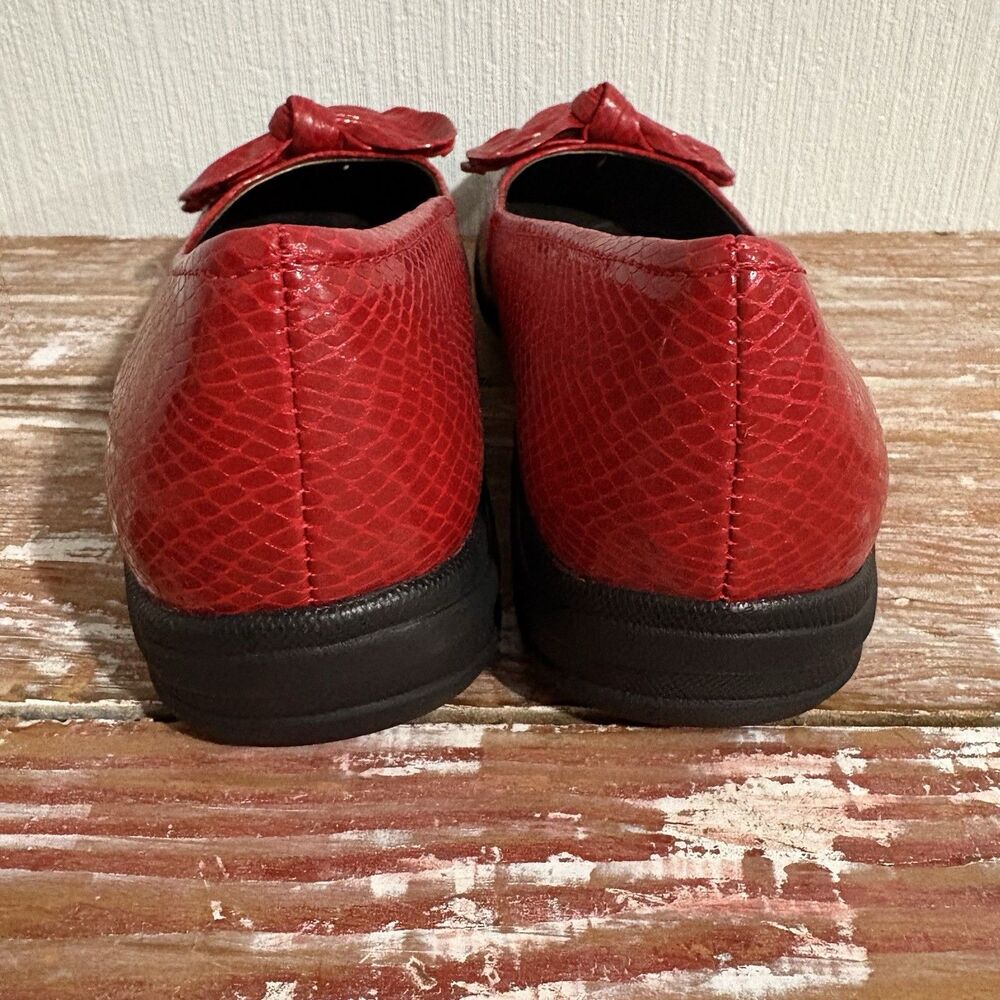 Red Bow Hush Puppies Snakeskin Flats Work Twee Retro Funky Classic Fun Women 8.5 - Picture 5 of 16